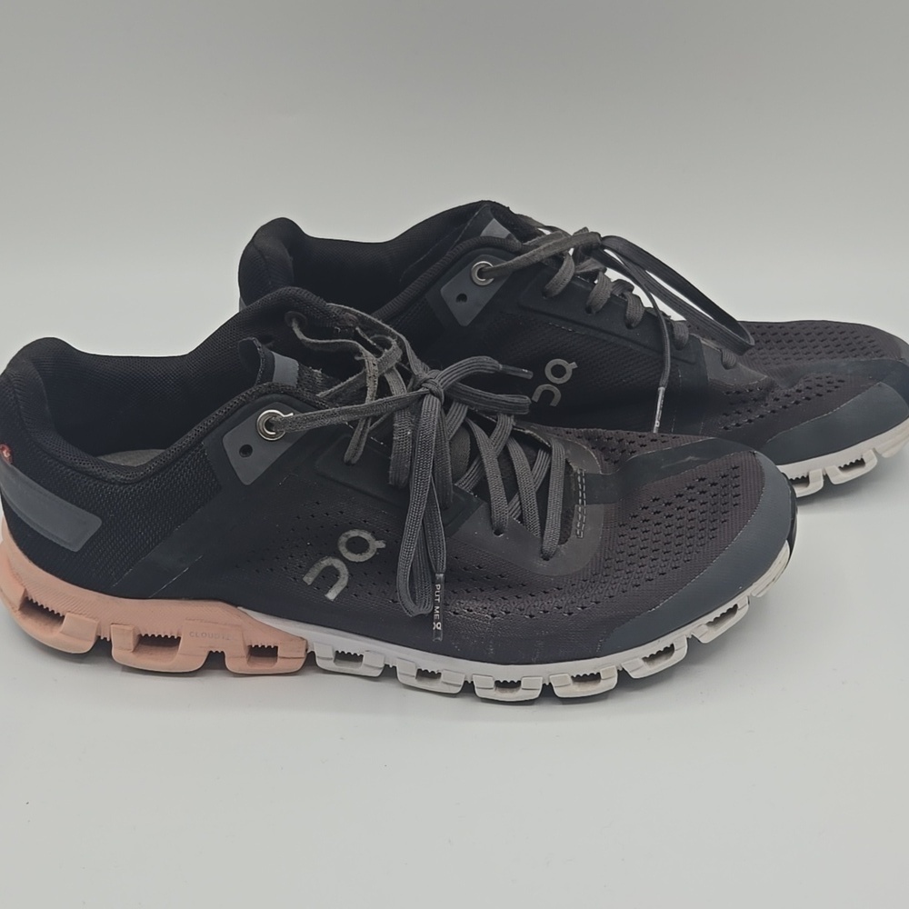 On Cloud | Rock/Rose Cloudflow Running Shoes Size 8.5 - Picture 2 of 9